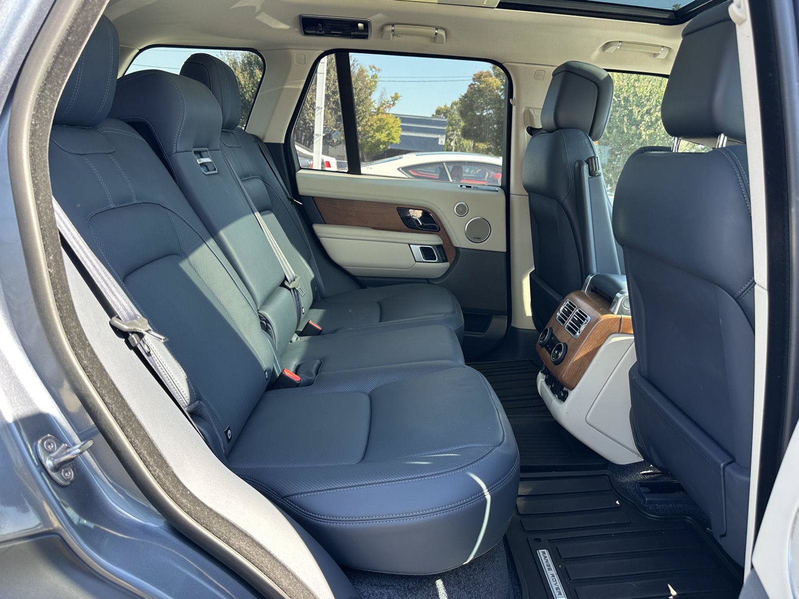 Used 2019 Land Rover Range Rover HSE AWD/4WD image 17