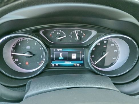 Used 2019 Buick Envision Essence image 26