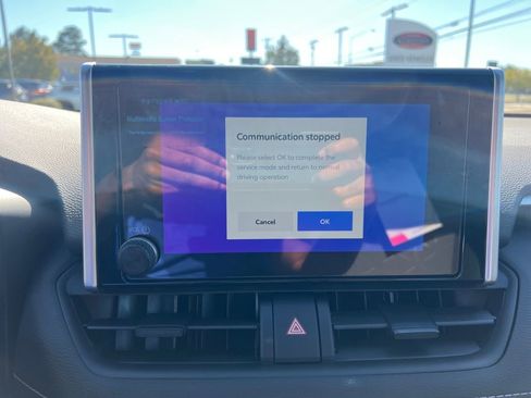 New 2025 Toyota RAV4 XLE image 18