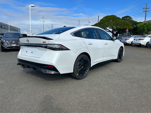 New 2026 Nissan Sentra SR image 3