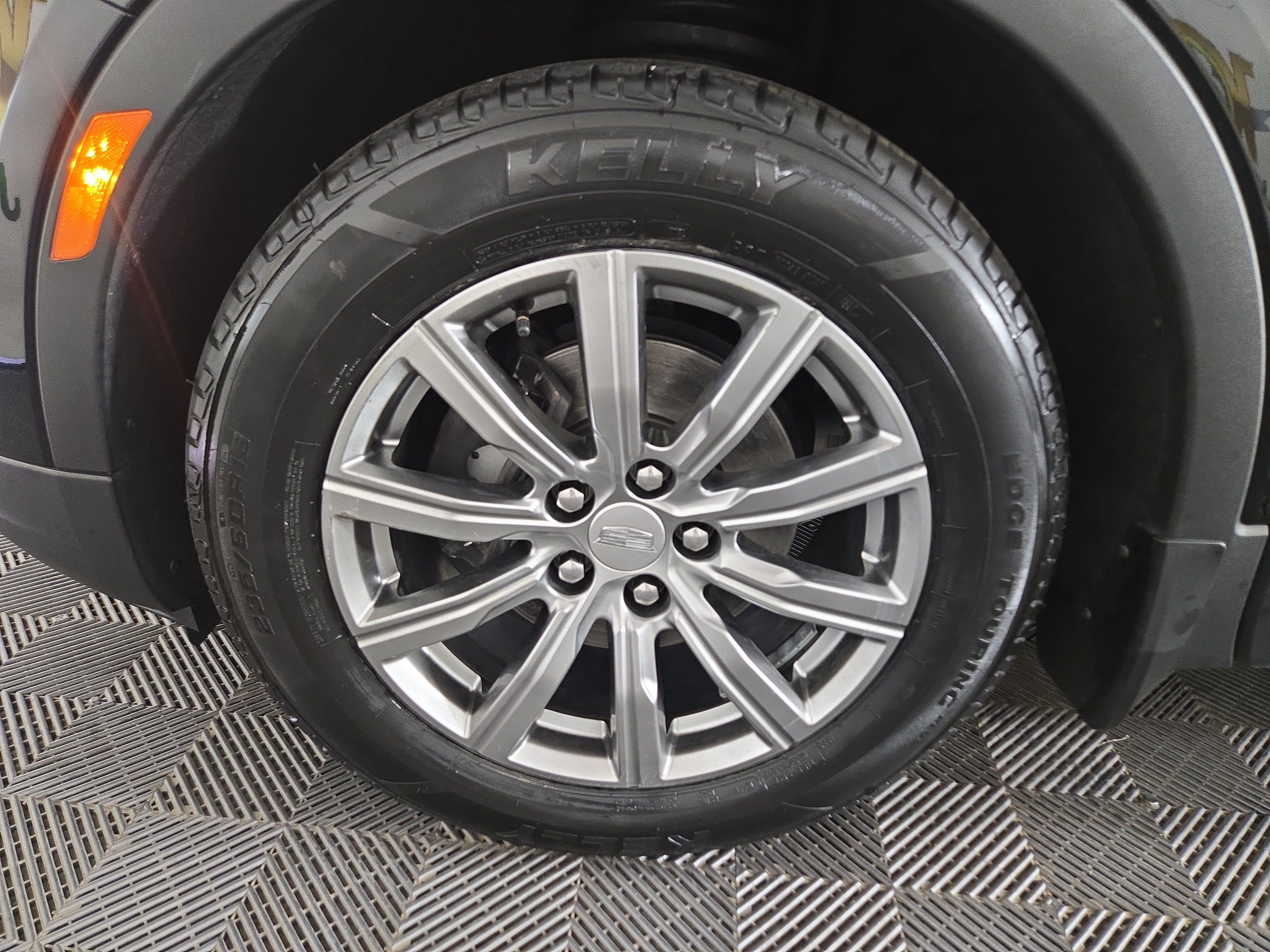 Certified 2021 Cadillac XT4 Premium Luxury w/ Cold Weather Package FWD image 35
