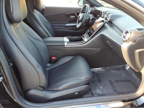 Used 2024 Mercedes-Benz CLE 300 4MATIC Coupe image 20