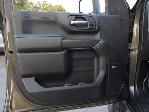 Used 2023 GMC Sierra 3500 AT4 w/ AT4 Preferred Package AWD/4WD image 19