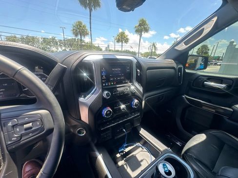 Used 2021 GMC Sierra 1500 Elevation w/ Preferred Package RWD image 9