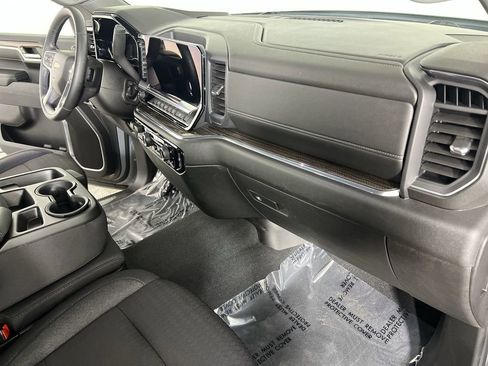 Used 2024 Chevrolet Silverado 1500 LT image 27
