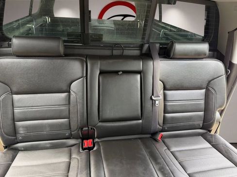 Used 2016 GMC Sierra 2500 Denali w/ Duramax Plus Package AWD/4WD image 18