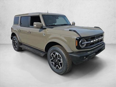 New 2025 Ford Bronco Outer Banks image 7