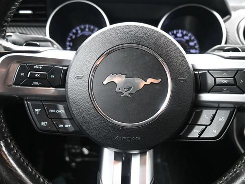 Used 2019 Ford Mustang Convertible RWD image 16