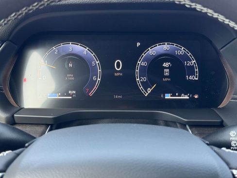 New 2026 Jeep Grand Cherokee Altitude image 15