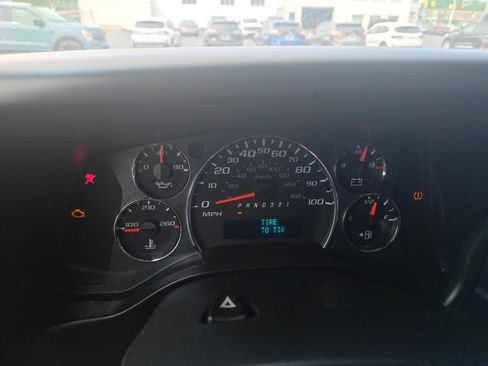 Used 2012 Chevrolet Express 1500 AWD image 22