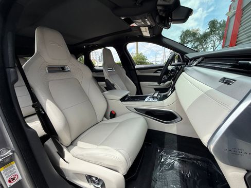 Used 2026 Jaguar F-PACE R-Dynamic S AWD/4WD image 25