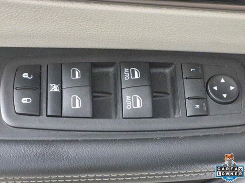 Used 2023 Chrysler Voyager LX FWD image 14