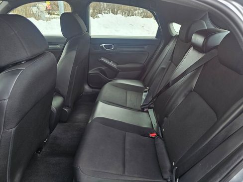 Used 2023 Honda Civic Sport image 17