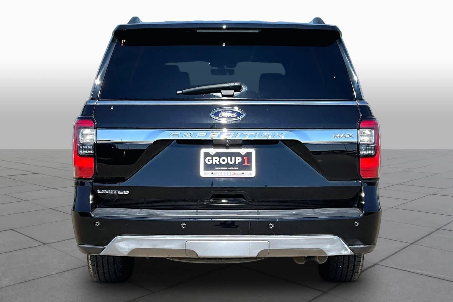 Used 2019 Ford Expedition Max Limited w/ Driver Assistance Package AWD/4WD image 5