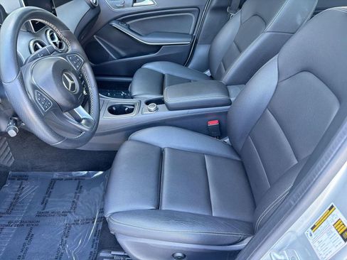 Certified 2017 Mercedes-Benz GLA 250 image 5
