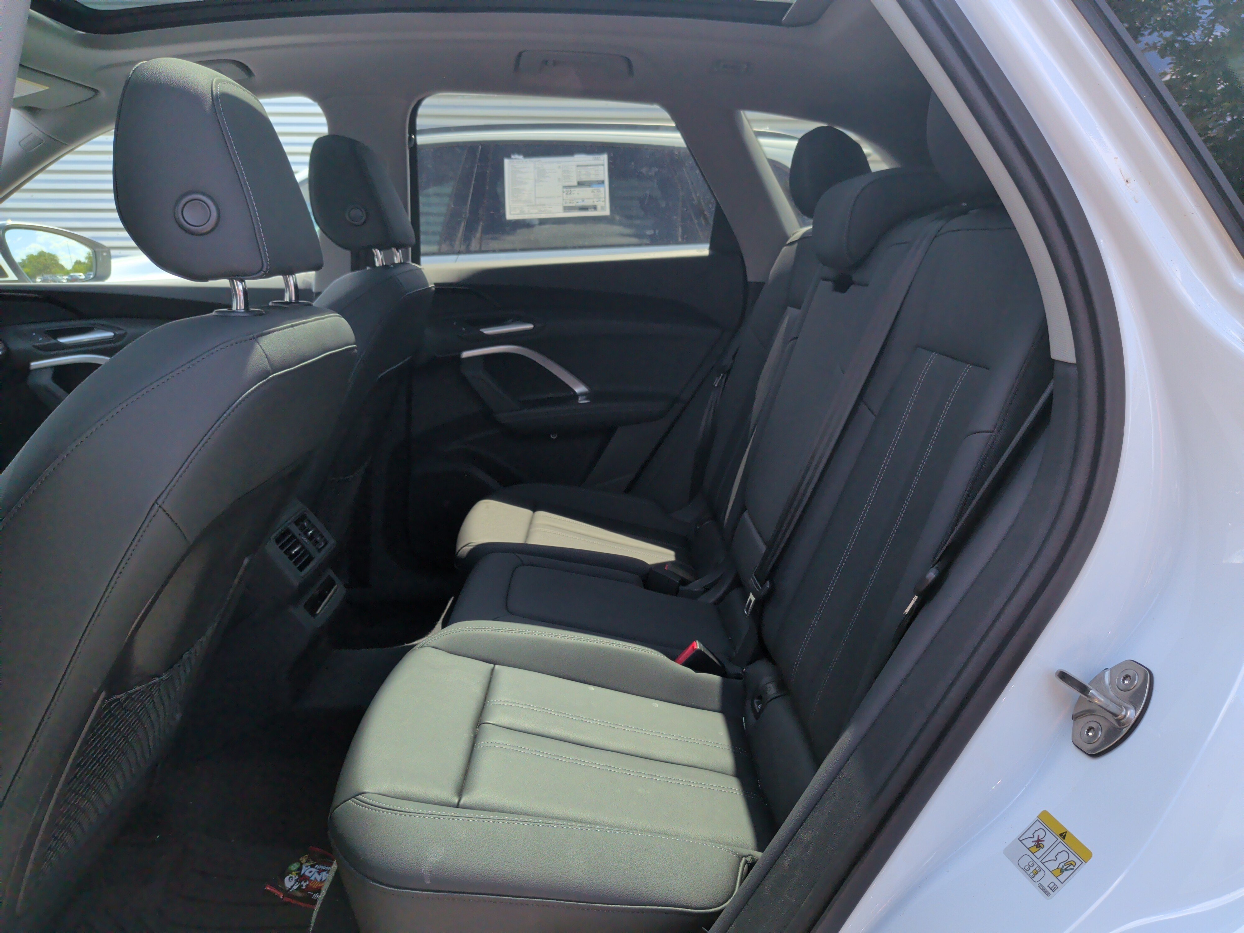 Used 2025 Audi Q5 Premium w/ Convenience Package AWD/4WD image 32