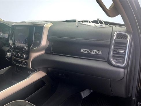 Used 2019 RAM 1500 Laramie image 17