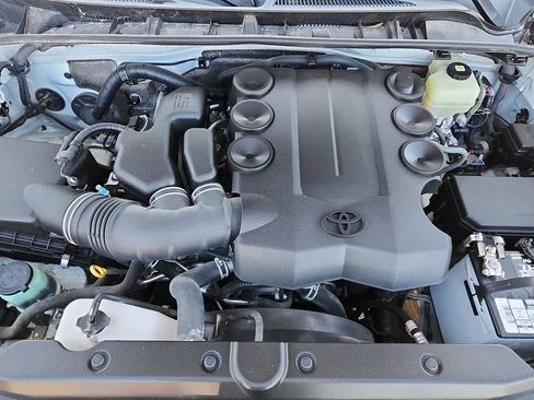 Used 2021 Toyota 4Runner Nightshade image 13