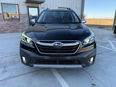 Used 2020 Subaru Outback Touring XT AWD/4WD image 5