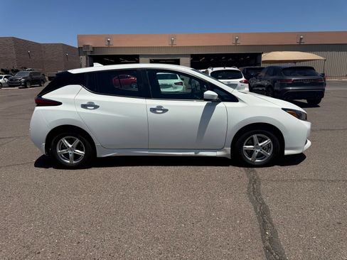 Certified 2023 Nissan Leaf S w/ Protection Package FWD image 4