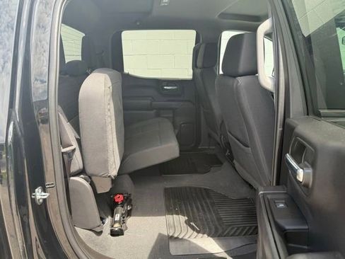 Used 2023 Chevrolet Silverado 1500 Custom AWD/4WD image 16