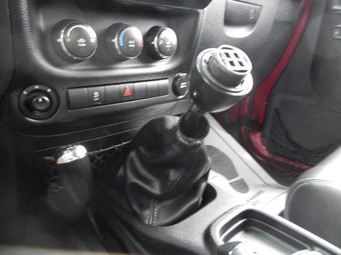 Used 2012 Jeep Wrangler Sport image 34