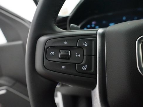 Used 2024 GMC Sierra 1500 SLT w/ SLT Premium Plus Package AWD/4WD image 17