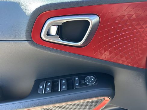 Used 2023 Kia Soul GT-Line w/ GT-Line Technology Package image 27