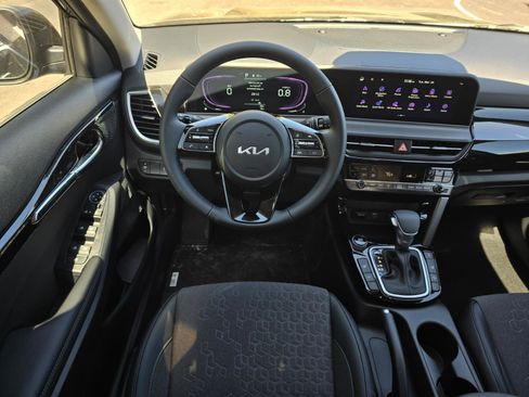 New 2026 Kia Seltos S AWD/4WD image 6