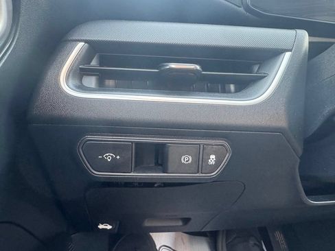 Used 2025 Kia K4 FWD image 25