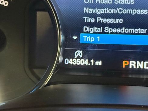 Used 2018 Ford F150 Lariat w/ Equipment Group 501A Mid image 9