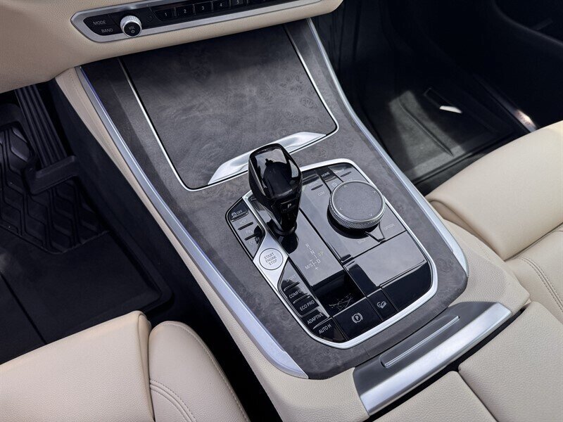 Used 2020 BMW X5 xDrive40i w/ Premium Package AWD/4WD image 23