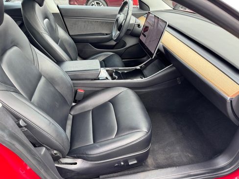 Used 2019 Tesla Model 3 Standard Range Plus image 15
