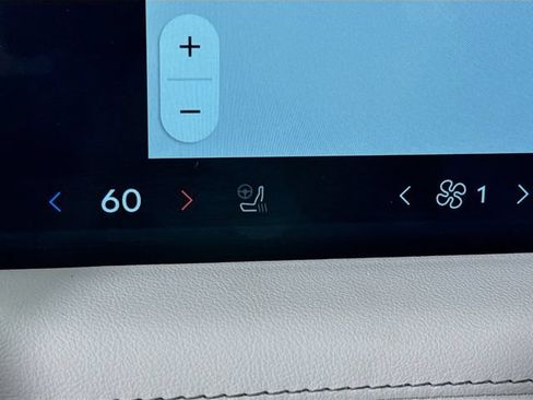 New 2026 Lincoln Aviator 2WD image 21