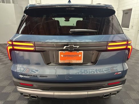 Used 2025 Chevrolet Traverse Z71 w/ Enhanced Driving Package AWD/4WD image 9