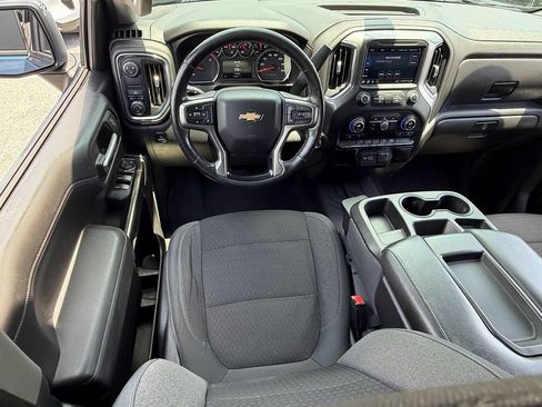 Used 2019 Chevrolet Silverado 1500 LT w/ Texas Edition RWD image 15