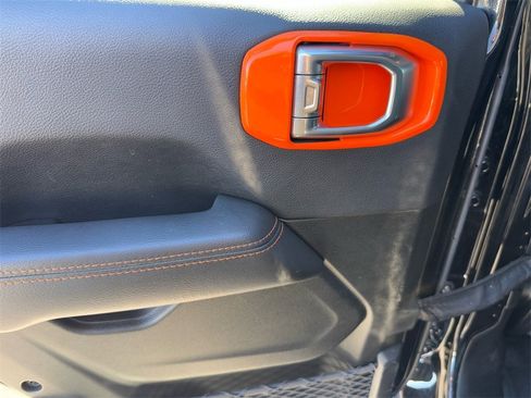 Used 2022 Jeep Gladiator Mojave w/ Trailer Tow Package image 14