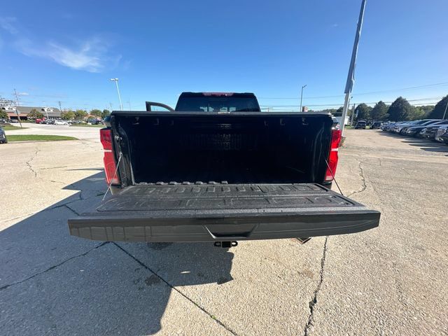 Used 2024 Chevrolet Silverado 2500 High Country w/ Technology Package AWD/4WD image 29