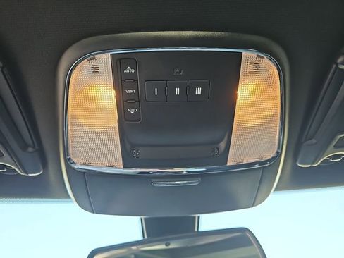 Used 2022 Dodge Charger Scat Pack image 33