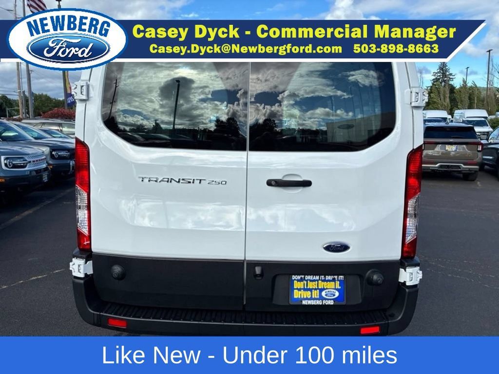 Used 2024 Ford Transit 250 Low Roof RWD image 6