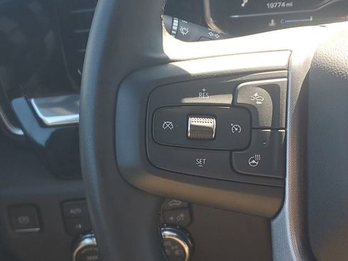 Used 2023 GMC Sierra 1500 SLT w/ X31 Off-Road Package image 35