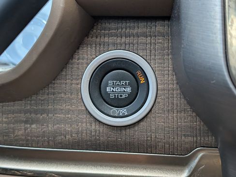 Used 2022 RAM 2500 Limited AWD/4WD image 17
