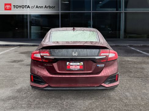 Used 2018 Honda Clarity Touring image 10