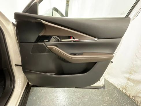 Used 2024 MAZDA CX-30 AWD 2.5 S w/ Premium Package image 22