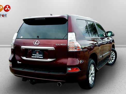 Used 2019 Lexus GX 460 image 2