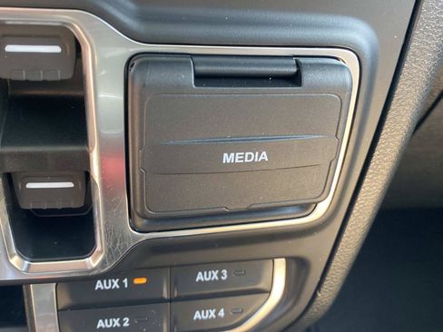 Used 2023 Jeep Wrangler Unlimited Sahara w/ Cold Weather Group AWD/4WD image 42
