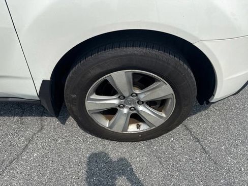 Used 2013 Acura MDX AWD/4WD image 2