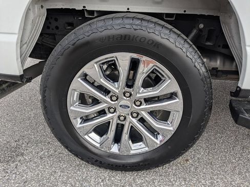 Used 2024 Ford F150 Lariat w/ Bed Utility Package AWD/4WD image 19