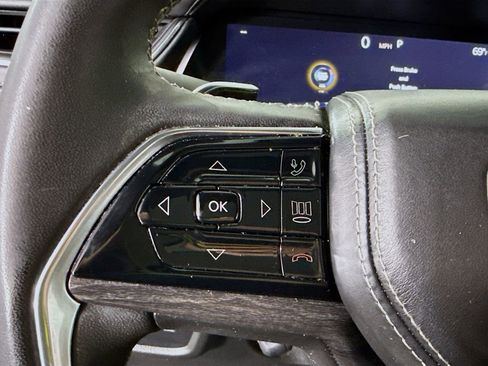 Used 2023 Jeep Grand Cherokee Overland image 24