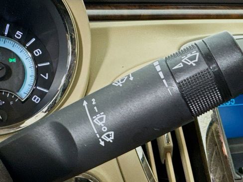 Used 2010 Buick LaCrosse CXL w/ Luxury Package image 15